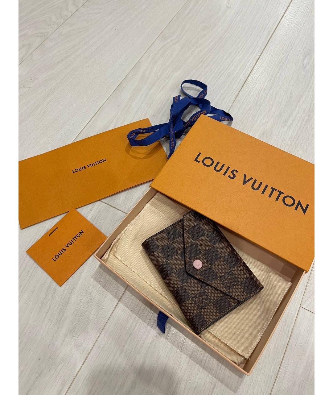 LOUIS VUITTON Коричневый кожаный кошелек, фото 8