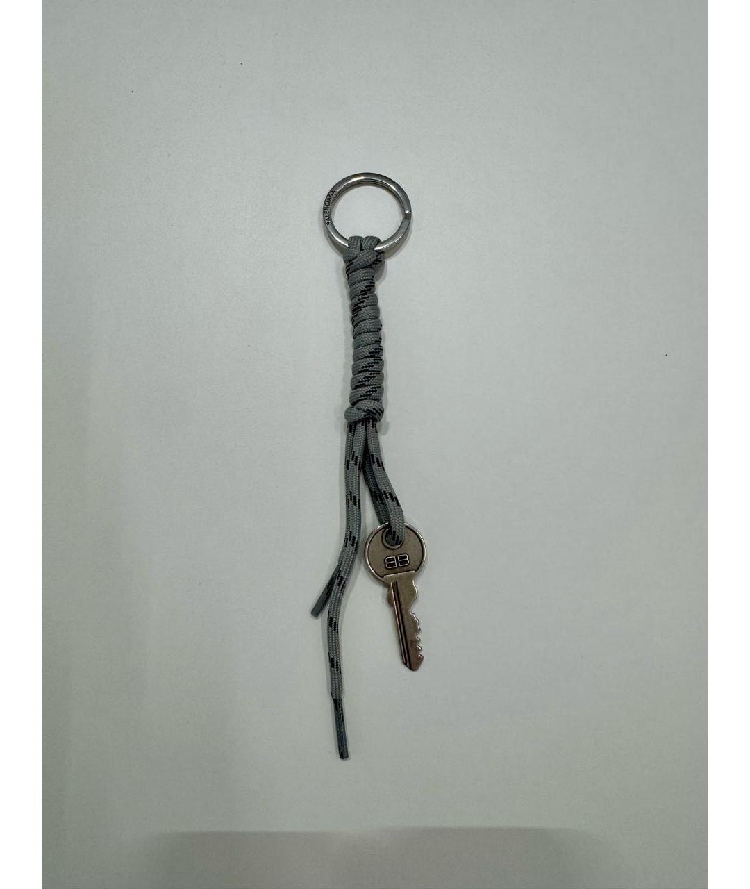 BALENCIAGA Серый брелок, фото 5