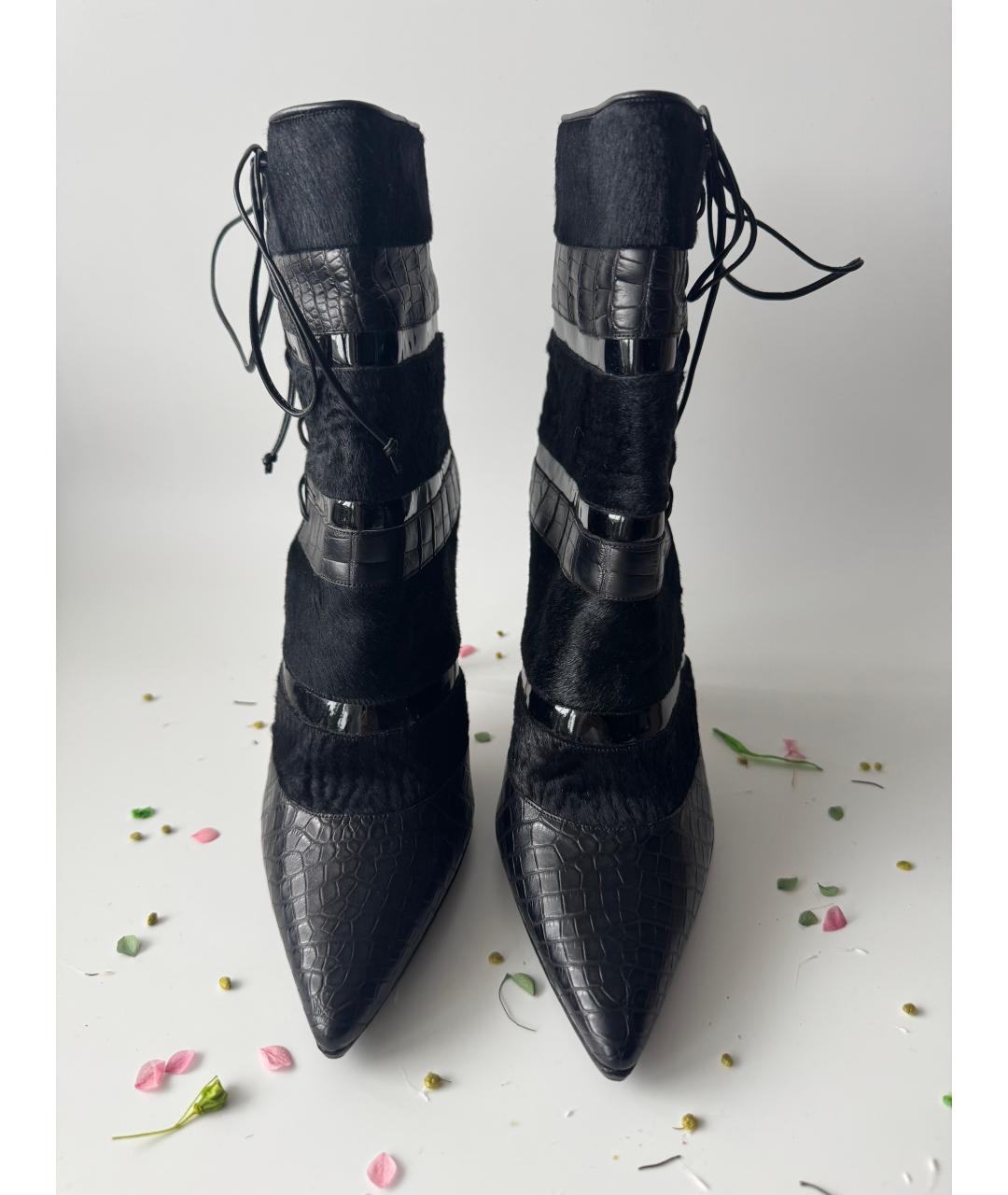 MANOLO BLAHNIK Черные кожаные ботильоны, фото 2