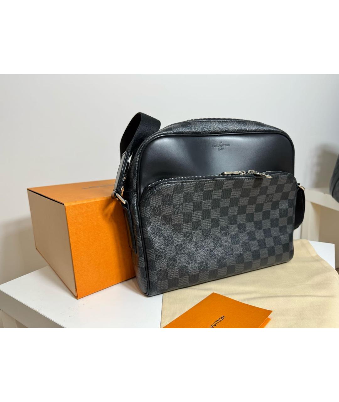LOUIS VUITTON Серая кожаная сумка на плечо, фото 2