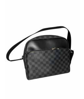 LOUIS VUITTON Сумка на плечо