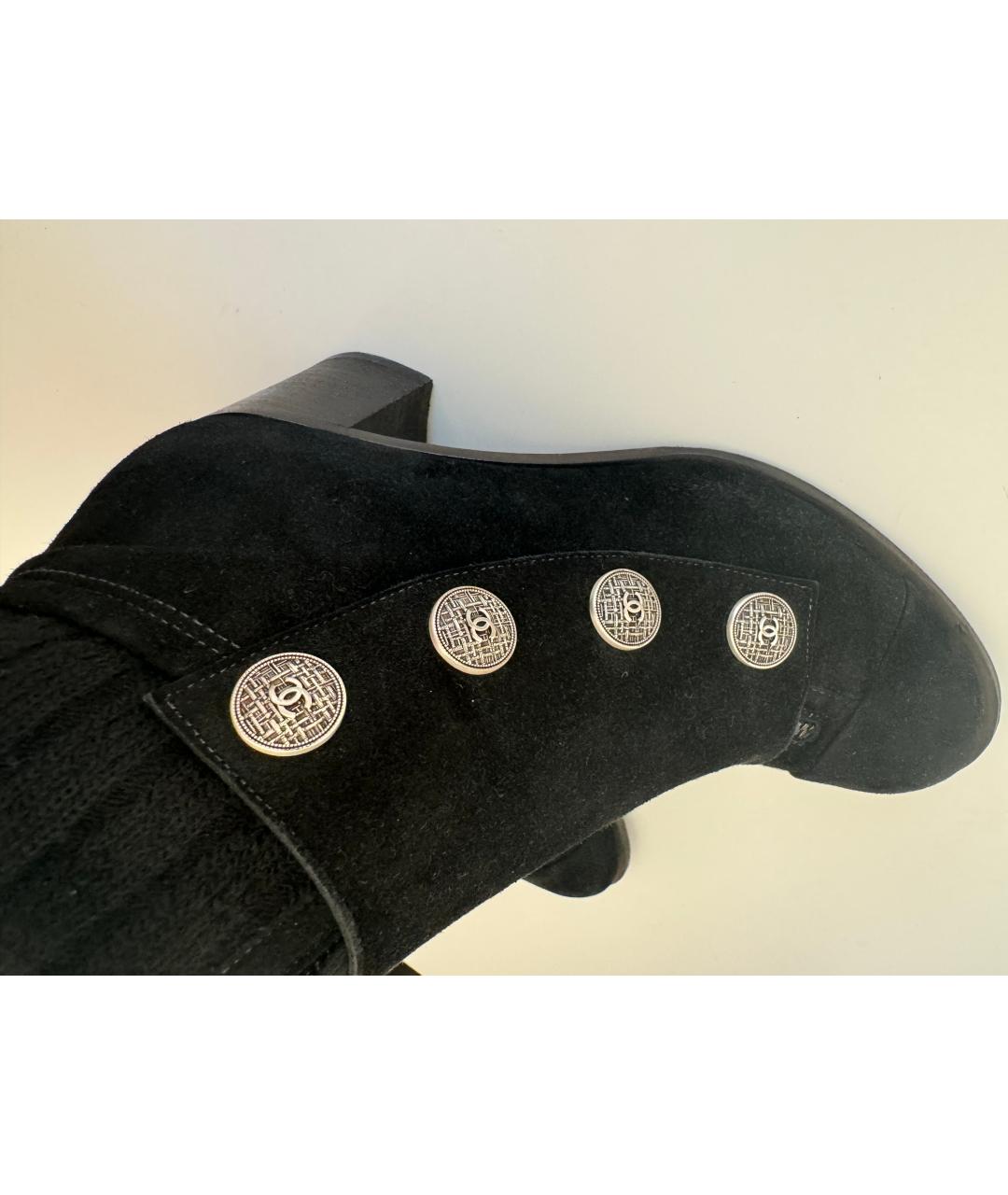 CHANEL Черные замшевые ботильоны, фото 7