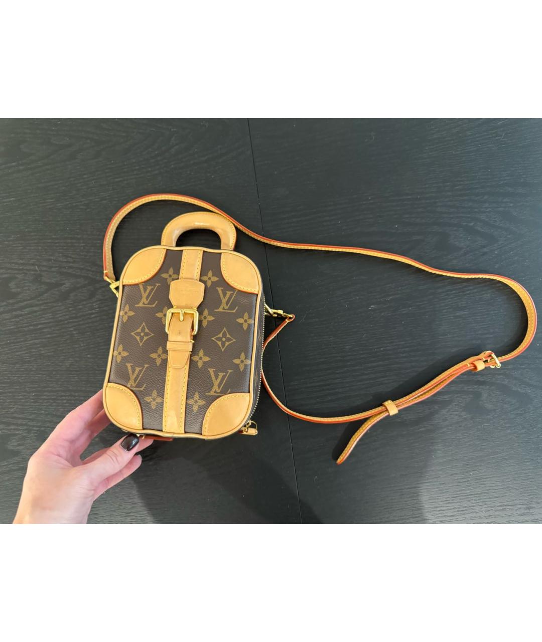 LOUIS VUITTON Коричневая сумка через плечо, фото 2