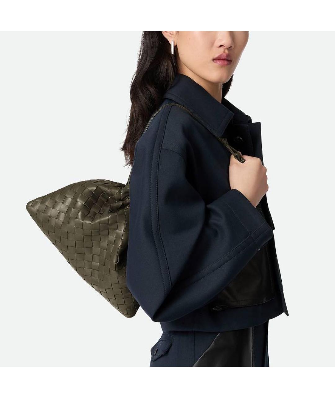 BOTTEGA VENETA Черная кожаная сумка с короткими ручками, фото 5