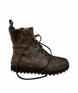 LOUIS VUITTON Ботинки