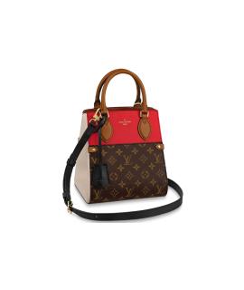 LOUIS VUITTON Сумка через плечо