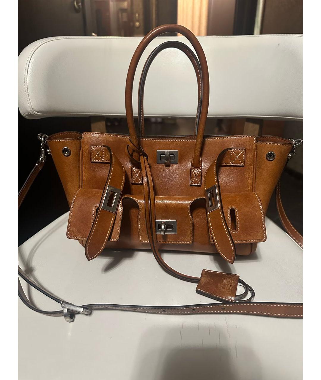 BALENCIAGA Коричневая кожаная сумка тоут, фото 5