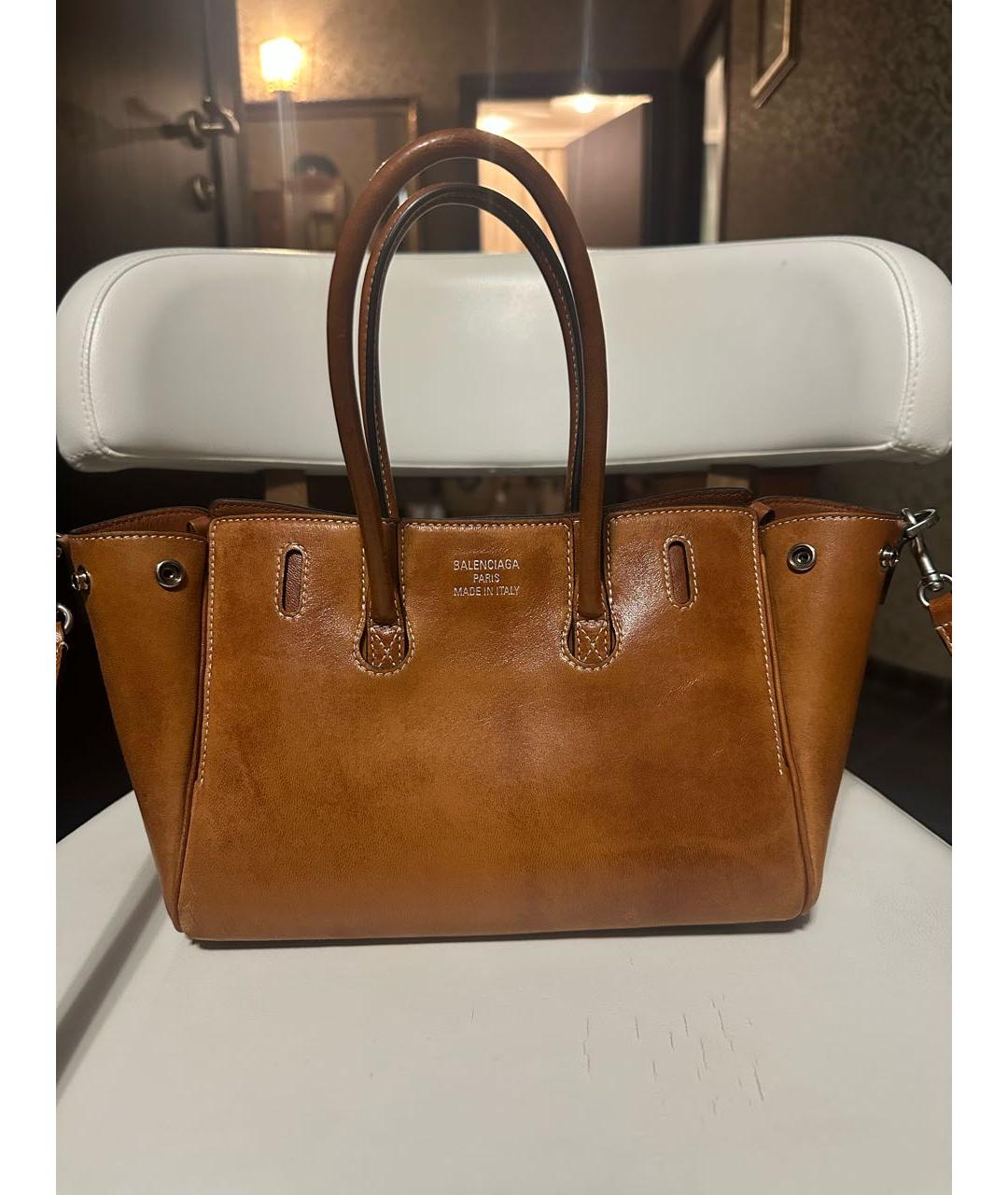 BALENCIAGA Коричневая кожаная сумка тоут, фото 3