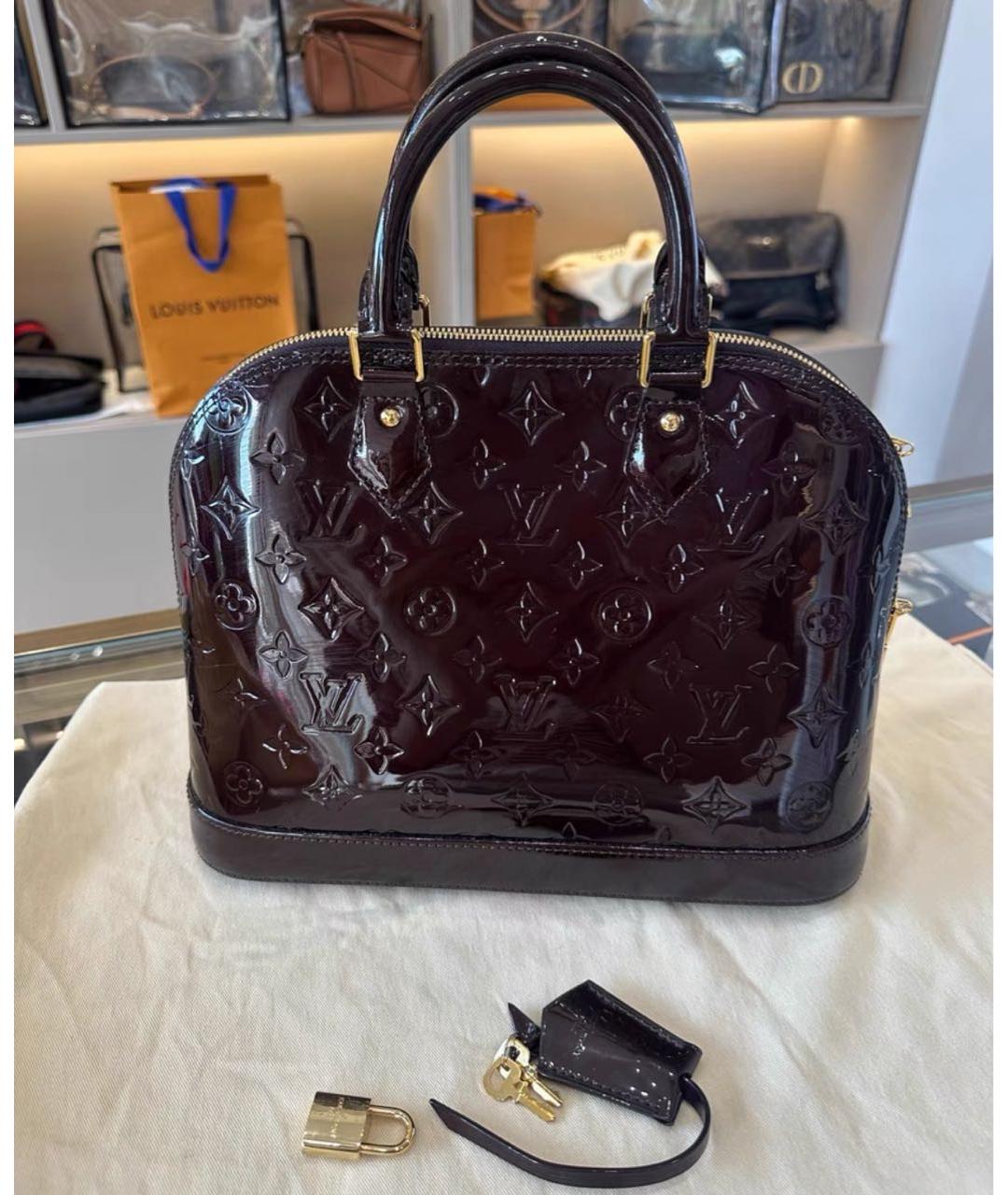 LOUIS VUITTON Бордовая сумка с короткими ручками из лакированной кожи, фото 9