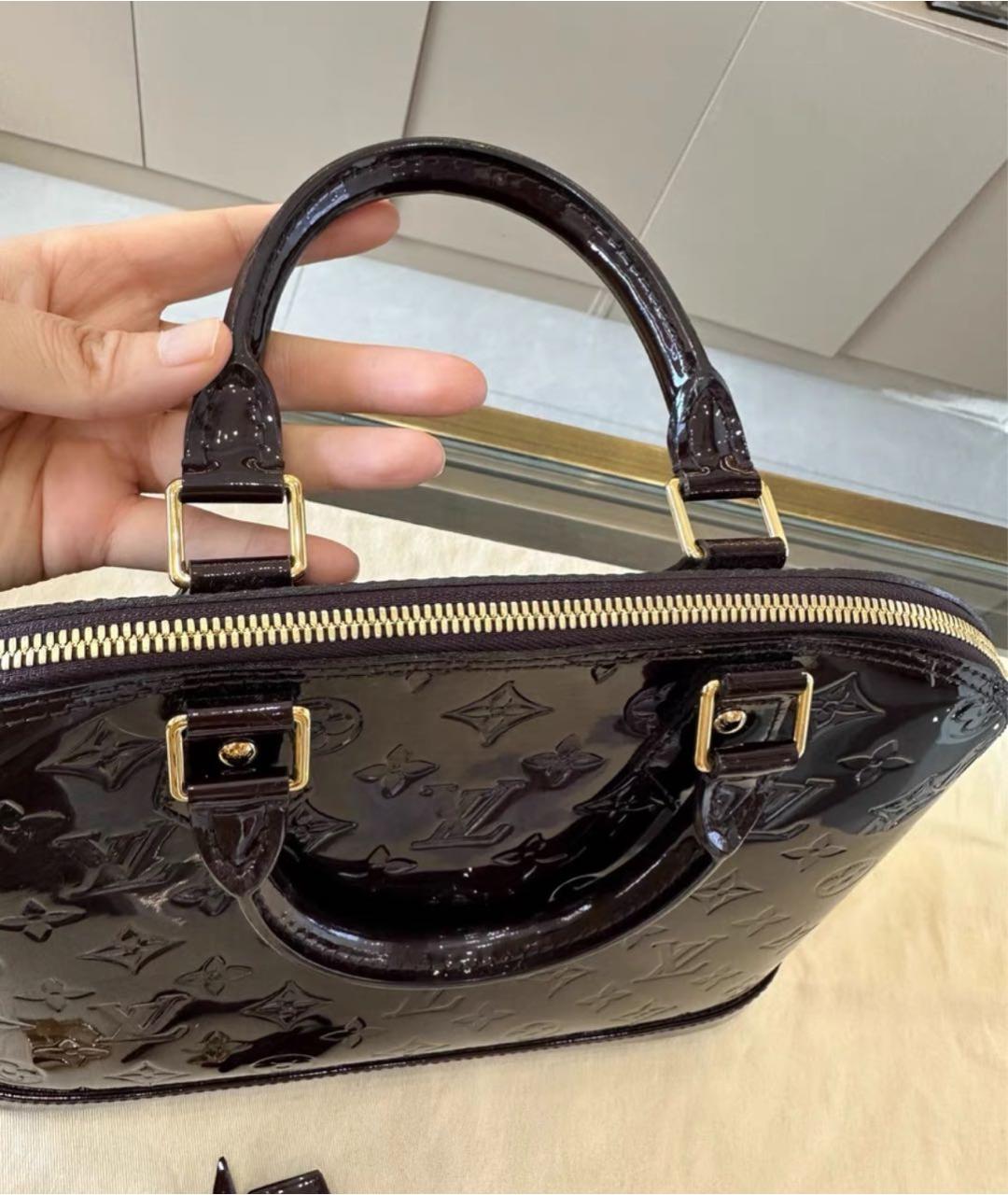 LOUIS VUITTON Бордовая сумка с короткими ручками из лакированной кожи, фото 8