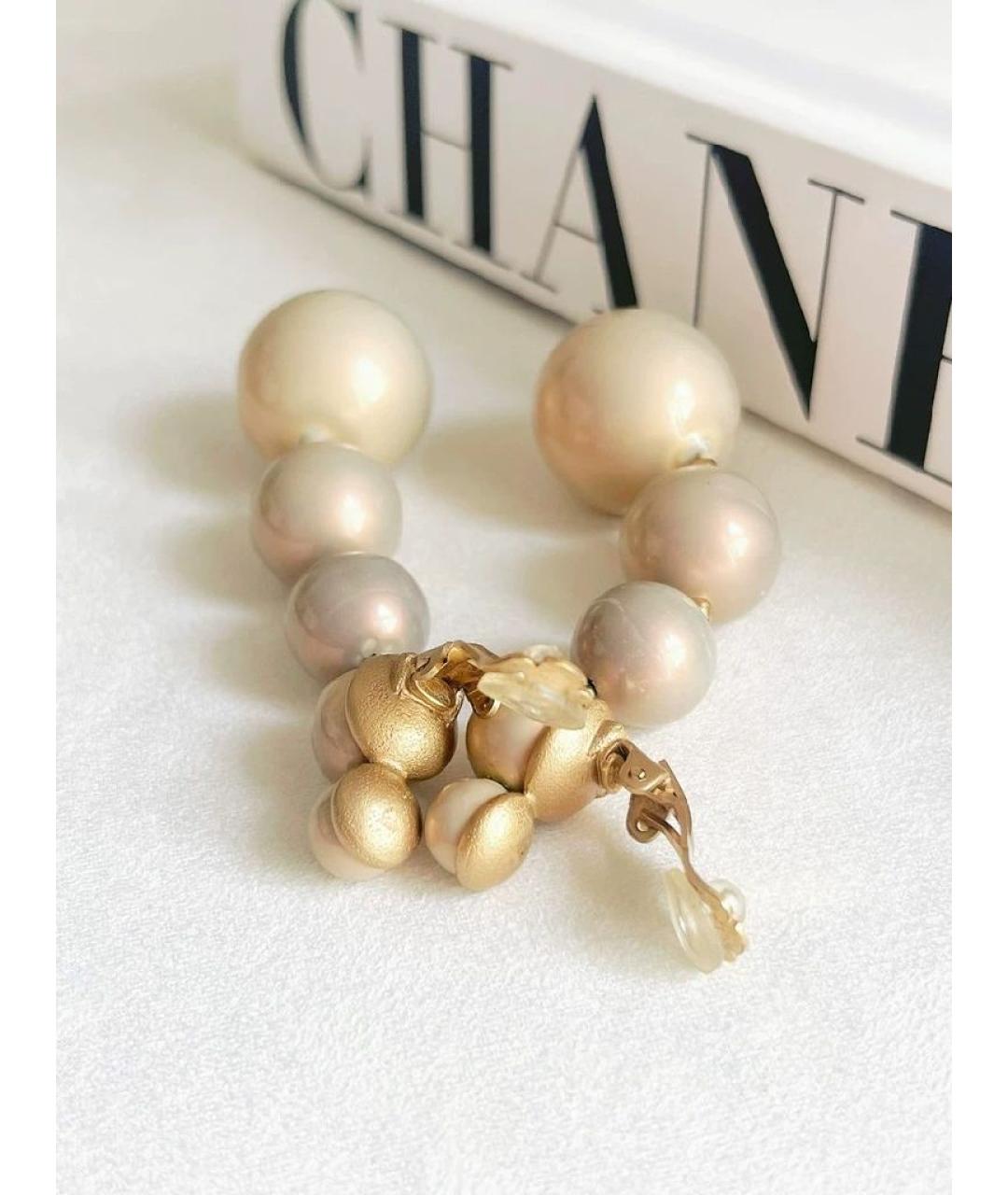 CHANEL Белые серьги, фото 4