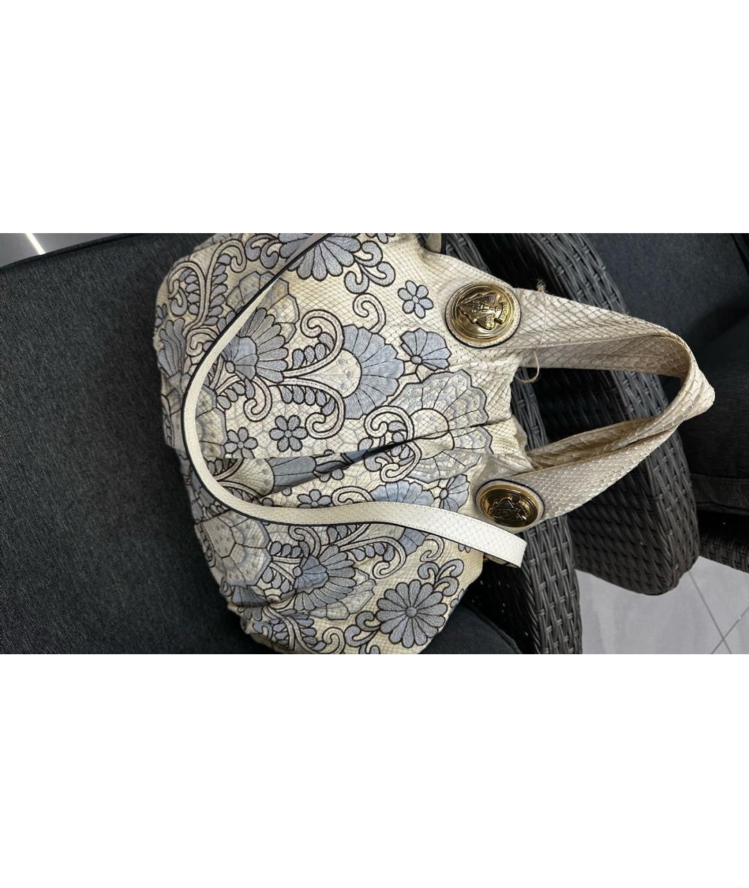 GUCCI Бежевая сумка с короткими ручками из экзотической кожи, фото 5