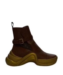LOUIS VUITTON Ботинки