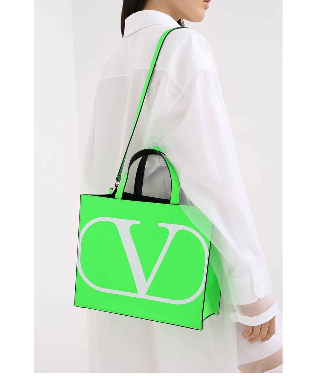 VALENTINO Салатовая кожаная сумка тоут, фото 7