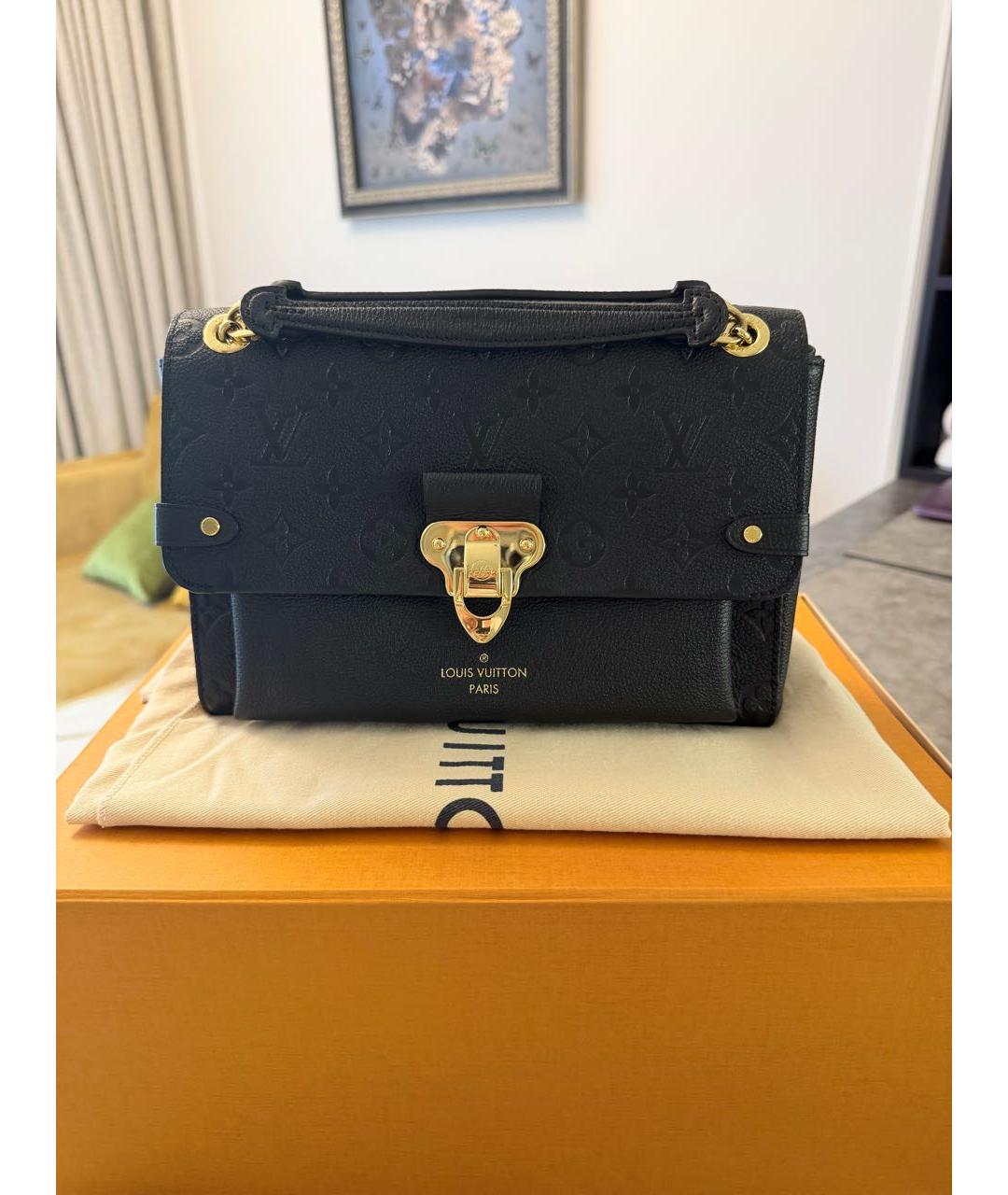 LOUIS VUITTON Черная кожаная сумка через плечо, фото 2
