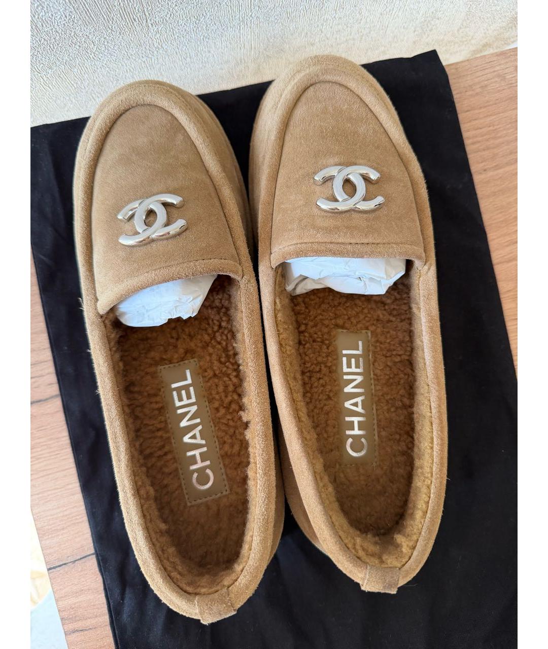 CHANEL Коричневые замшевые мокасины, фото 3