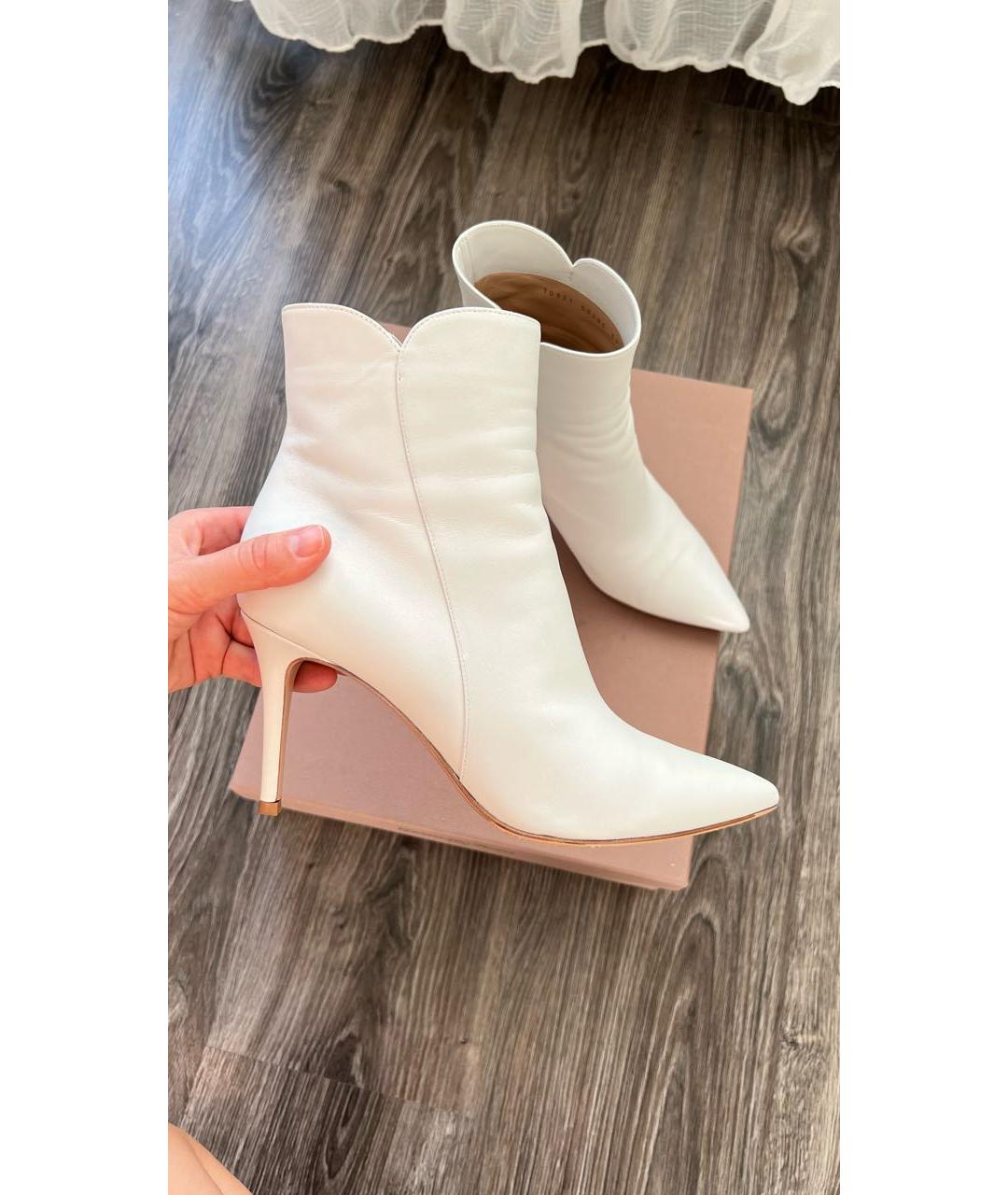 GIANVITO ROSSI Белые кожаные ботильоны, фото 5