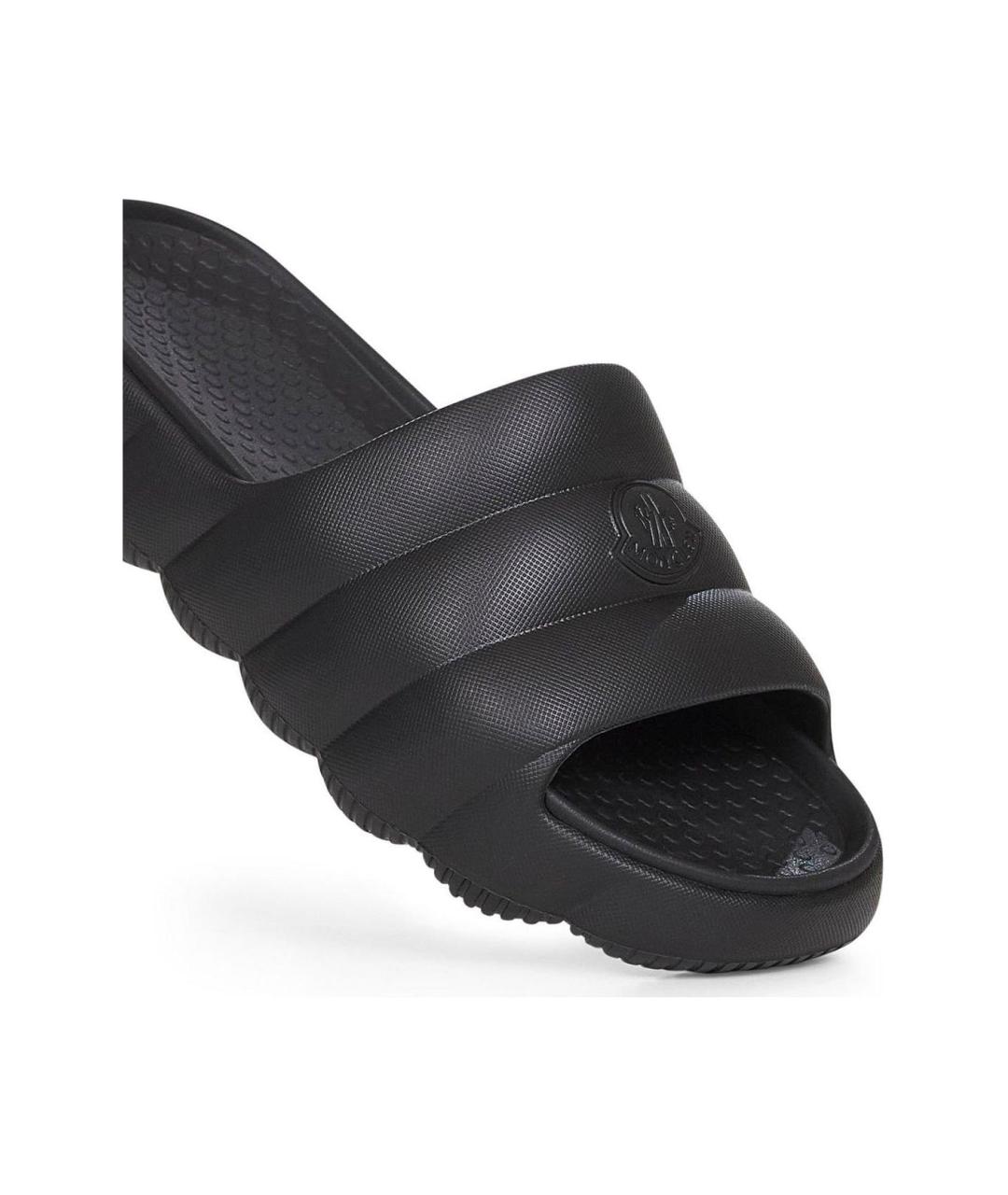 MONCLER Черные резиновые шлепанцы, фото 5