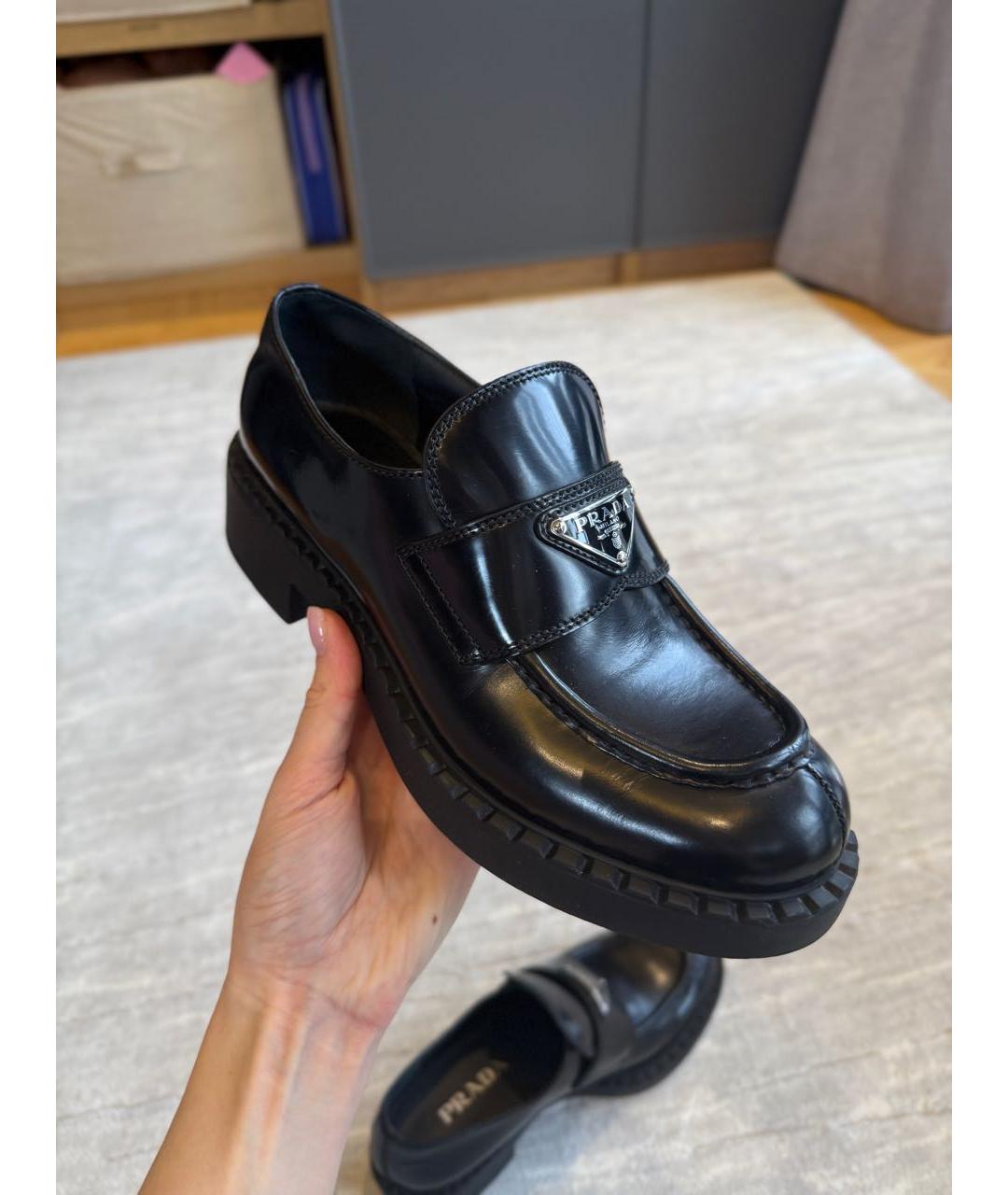 PRADA Черные кожаные лоферы, фото 2