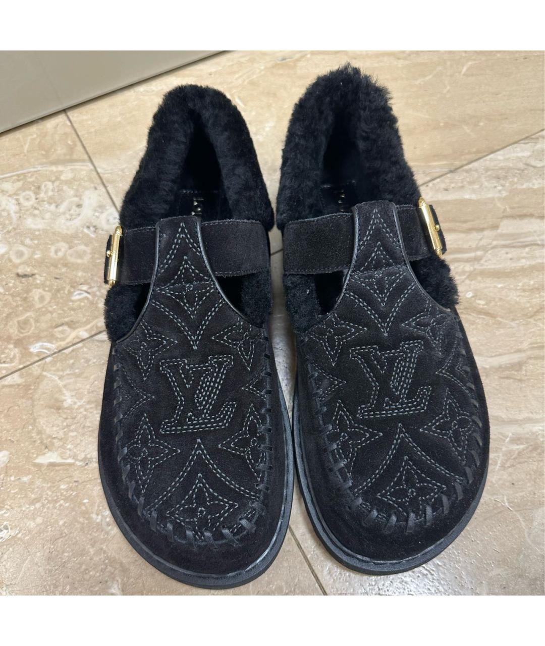 LOUIS VUITTON Черные замшевые лоферы, фото 2