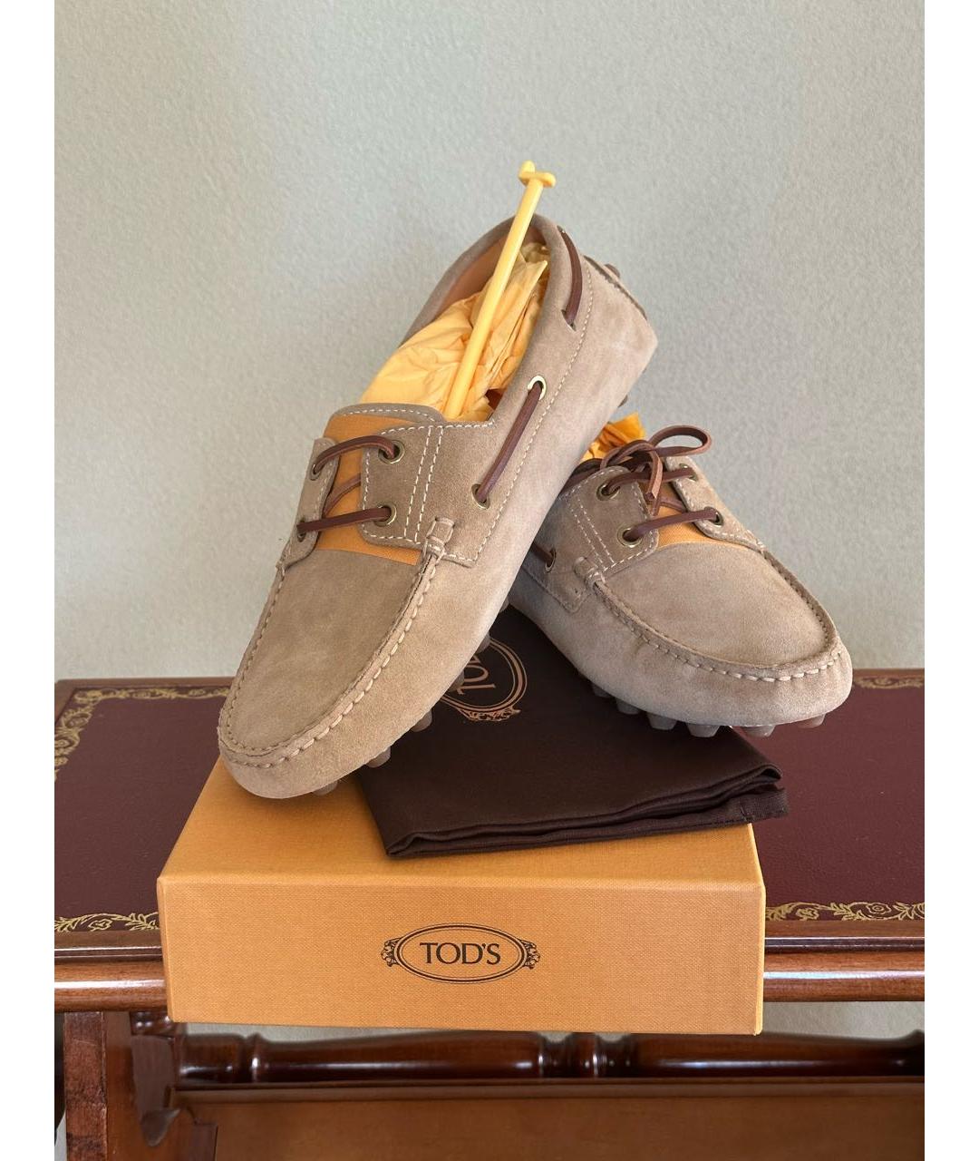 TOD'S Бежевые замшевые мокасины, фото 2
