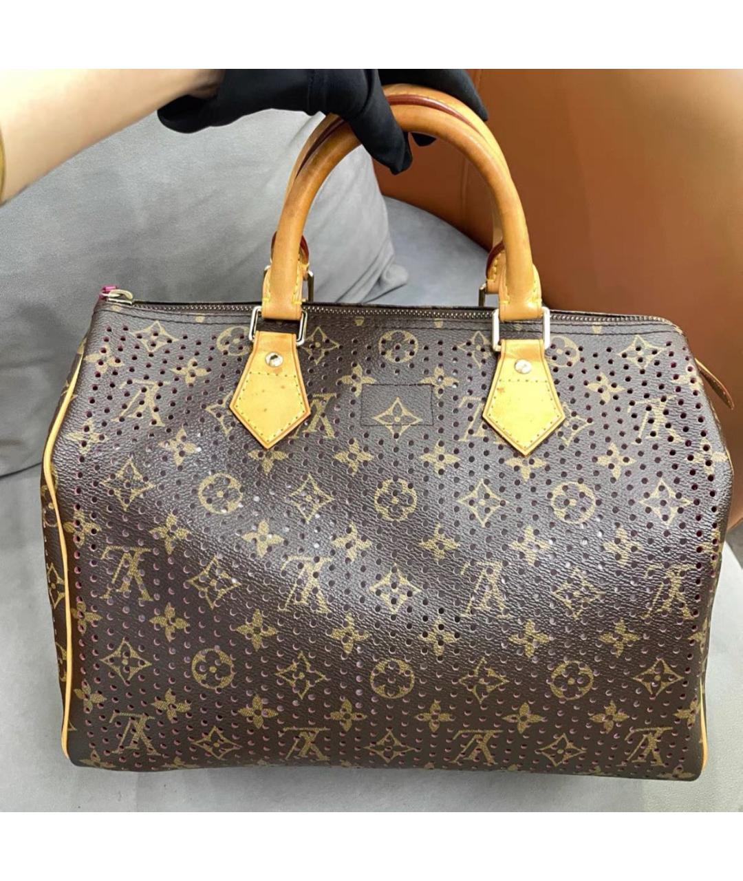 LOUIS VUITTON Коричневая кожаная сумка с короткими ручками, фото 3