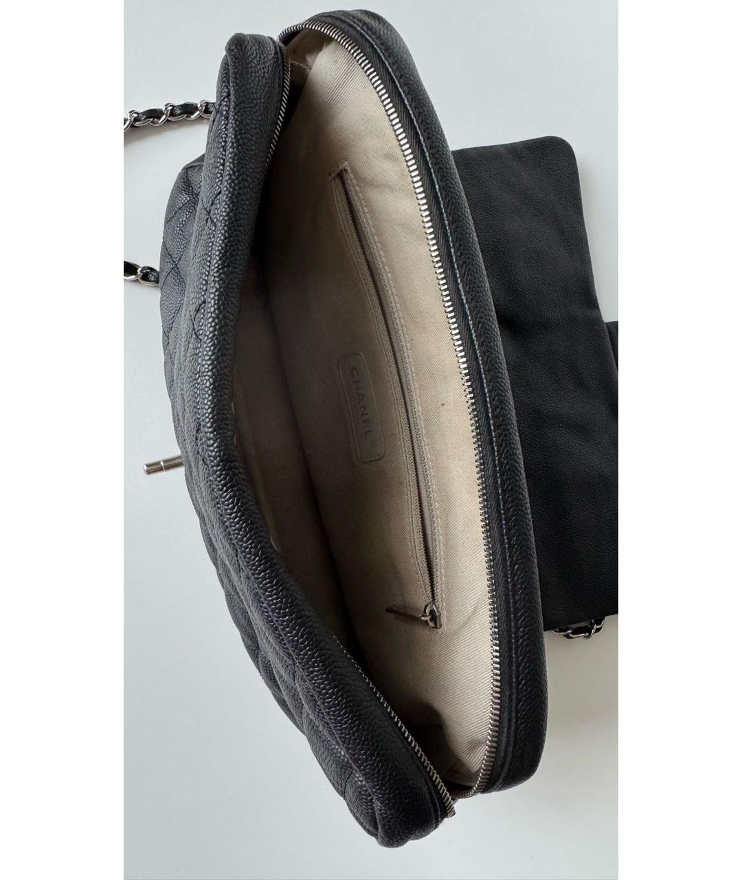 CHANEL Черная кожаная сумка с короткими ручками, фото 4