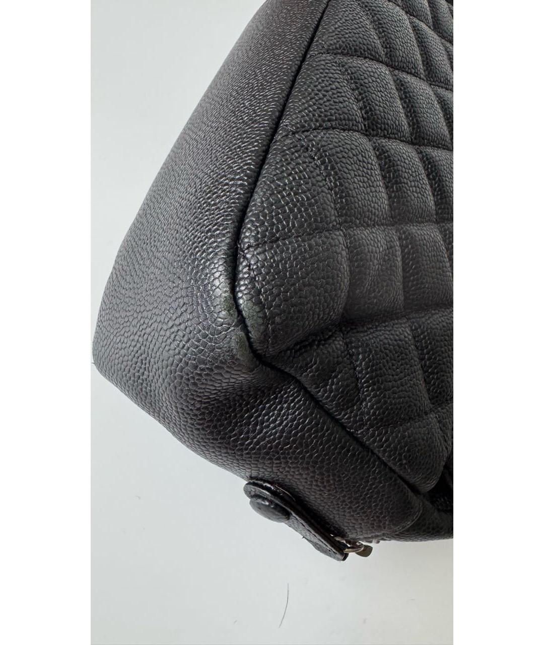 CHANEL Черная кожаная сумка с короткими ручками, фото 7