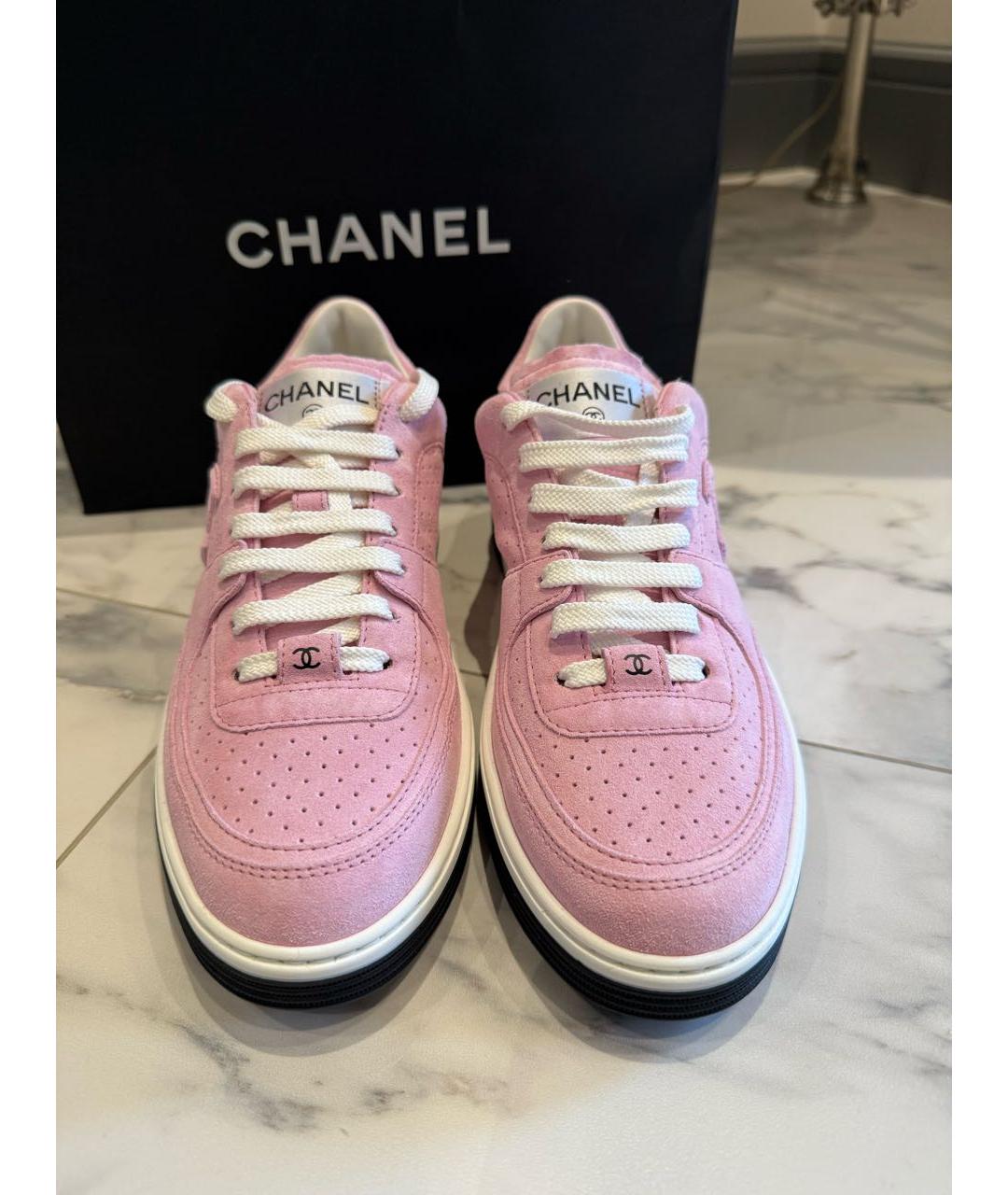 CHANEL Розовые замшевые кеды, фото 2