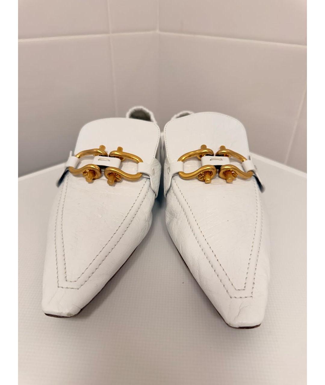 BOTTEGA VENETA Белые кожаные лоферы, фото 2