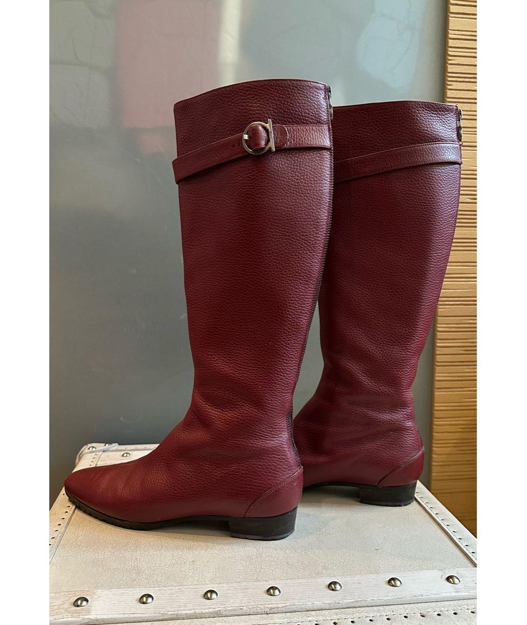 FERRAGAMO Бордовые кожаные сапоги, фото 7