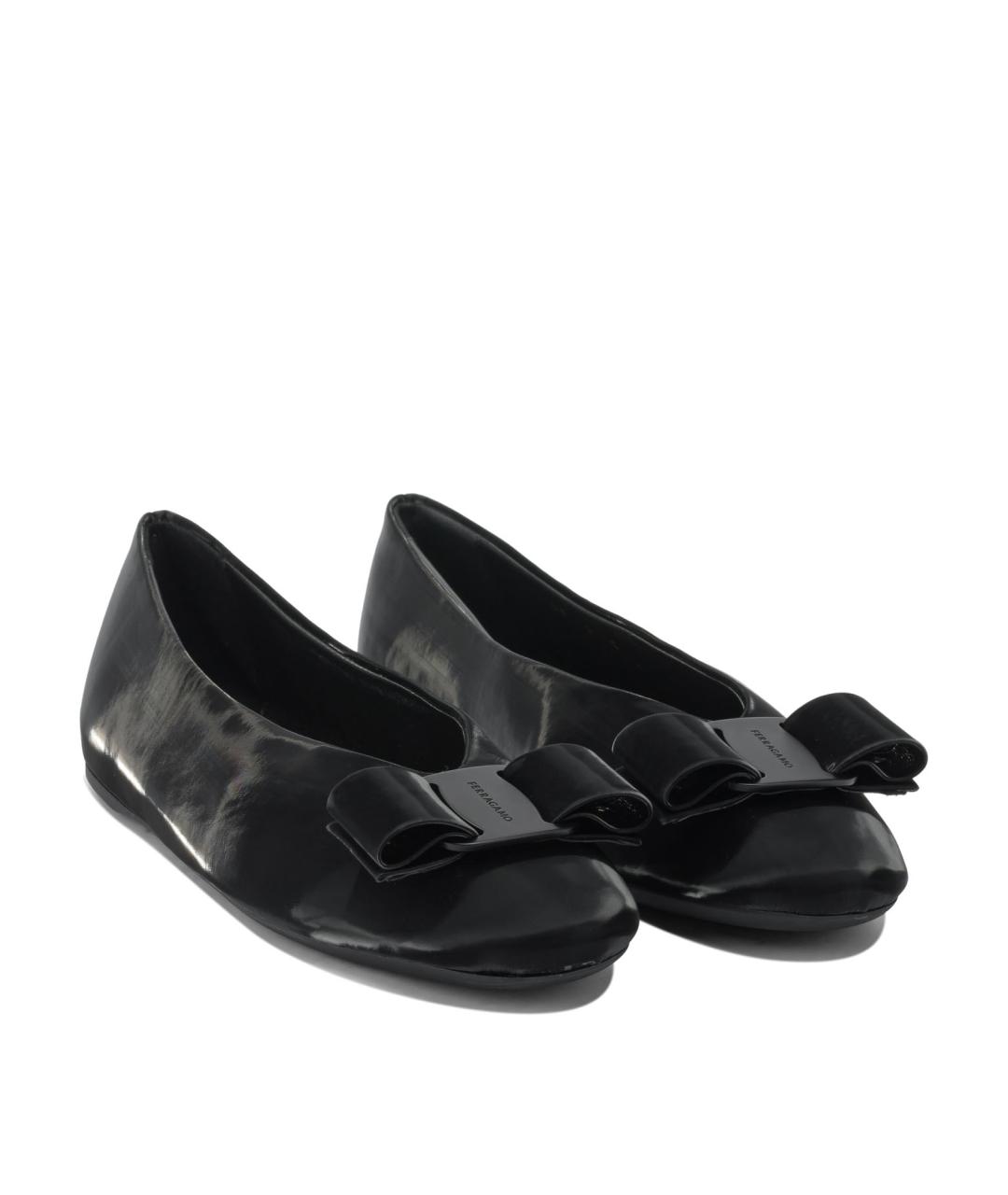 FERRAGAMO Черные кожаные балетки, фото 2