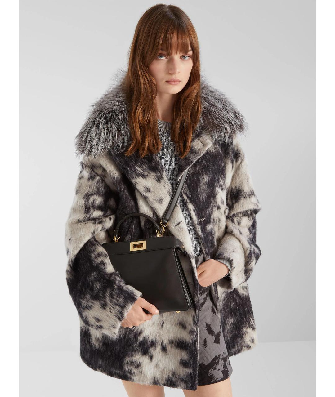 FENDI Коричневая кожаная сумка с короткими ручками, фото 2