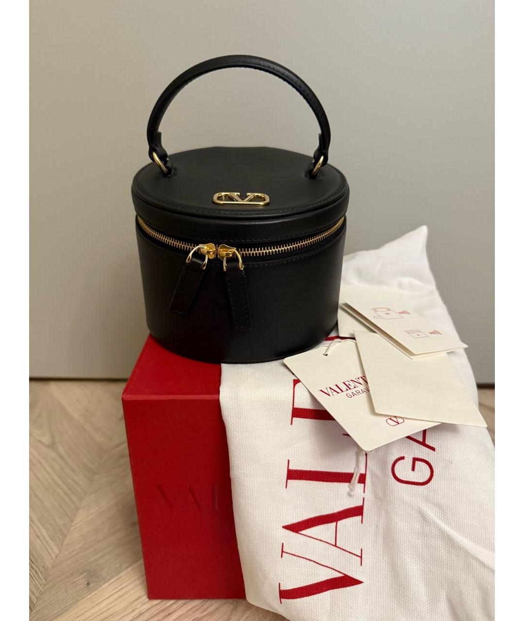 VALENTINO Черная кожаная косметичка, фото 5