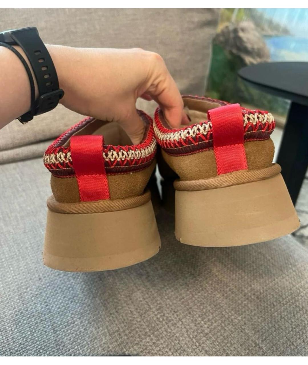 UGG AUSTRALIA Бежевые замшевые сабо, фото 4