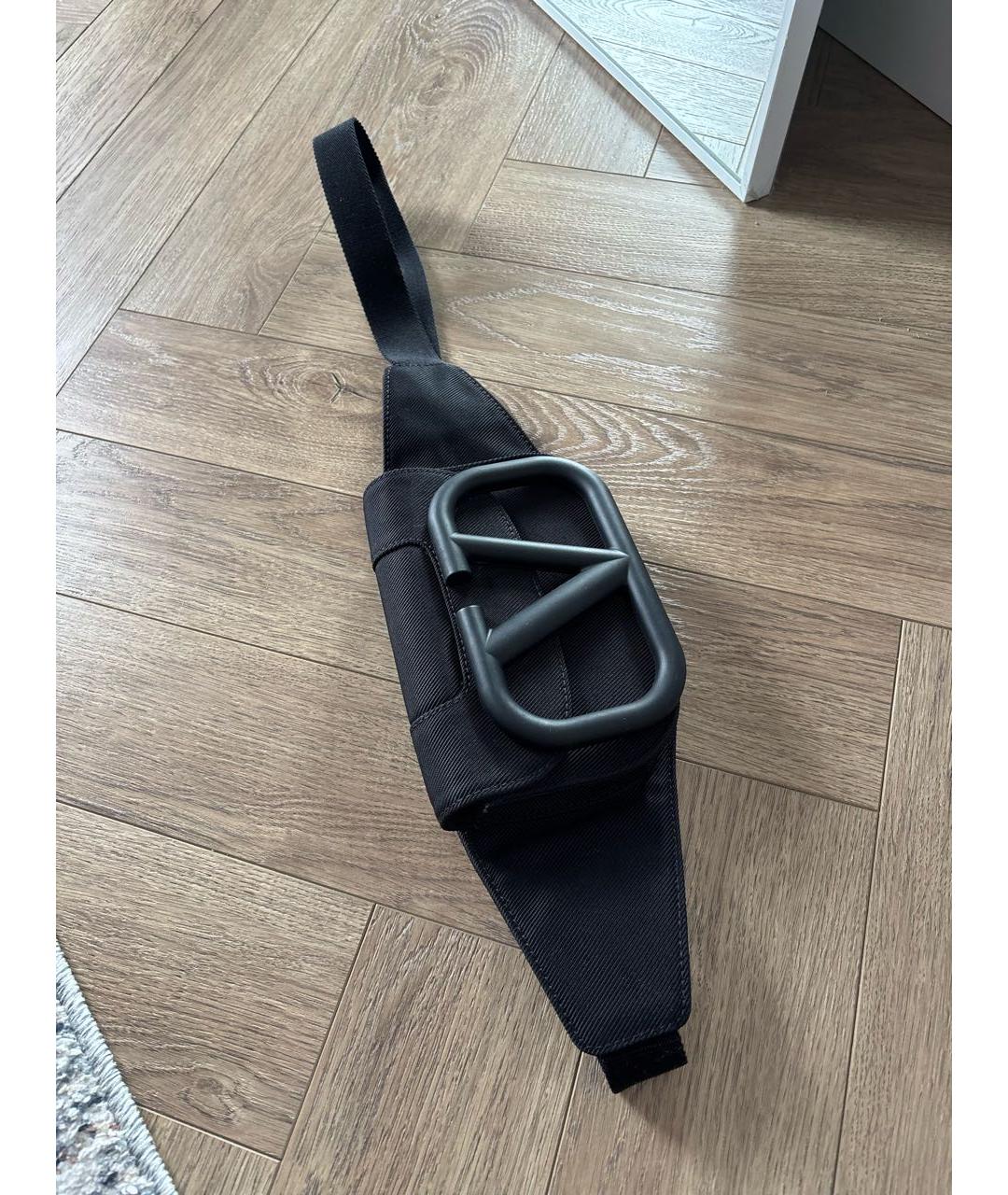 VALENTINO Черная поясная сумка, фото 2