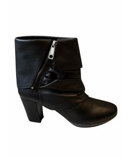 BALLY Ботильоны