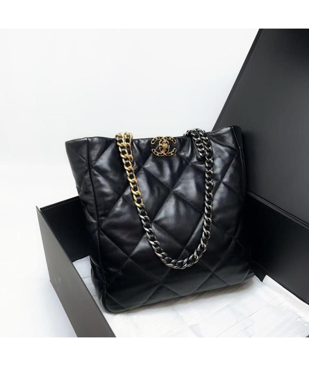 CHANEL Черная кожаная сумка тоут, фото 3