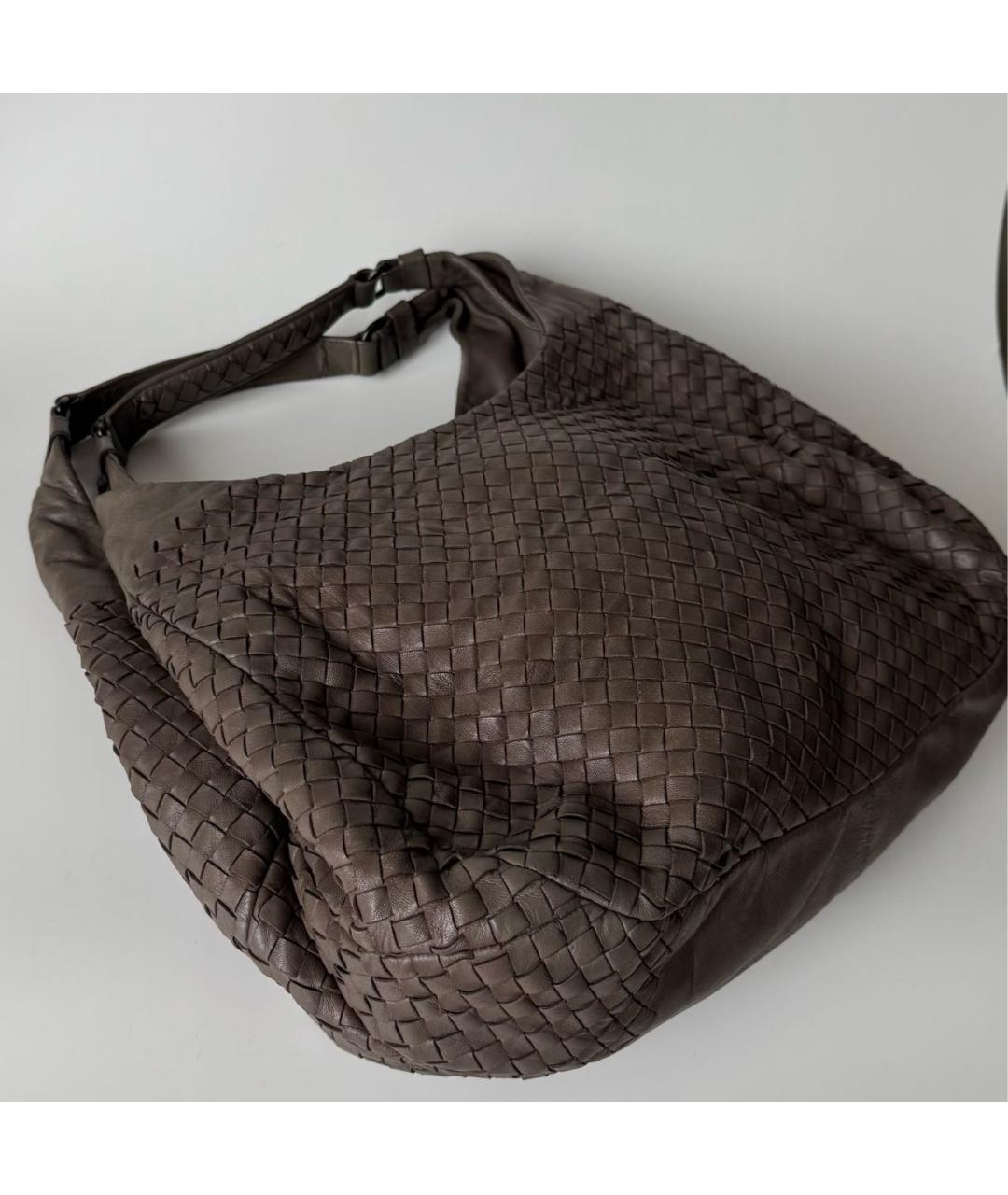 BOTTEGA VENETA Бежевая кожаная сумка с короткими ручками, фото 2