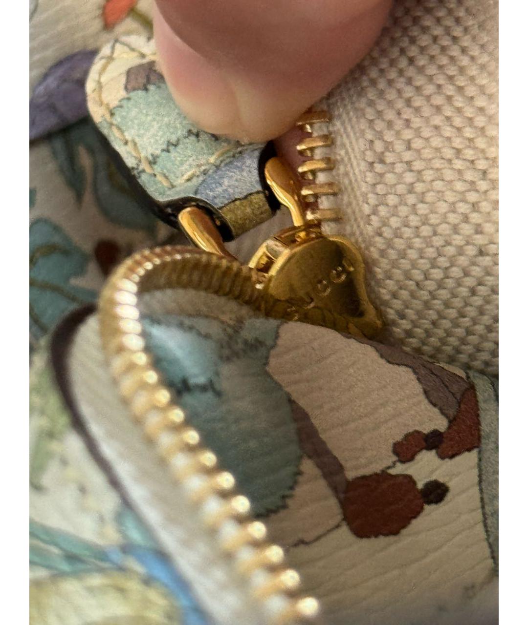 GUCCI Голубая сумка через плечо из лакированной кожи, фото 3