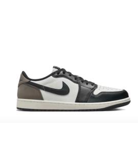 JORDAN Низкие кроссовки / кеды
