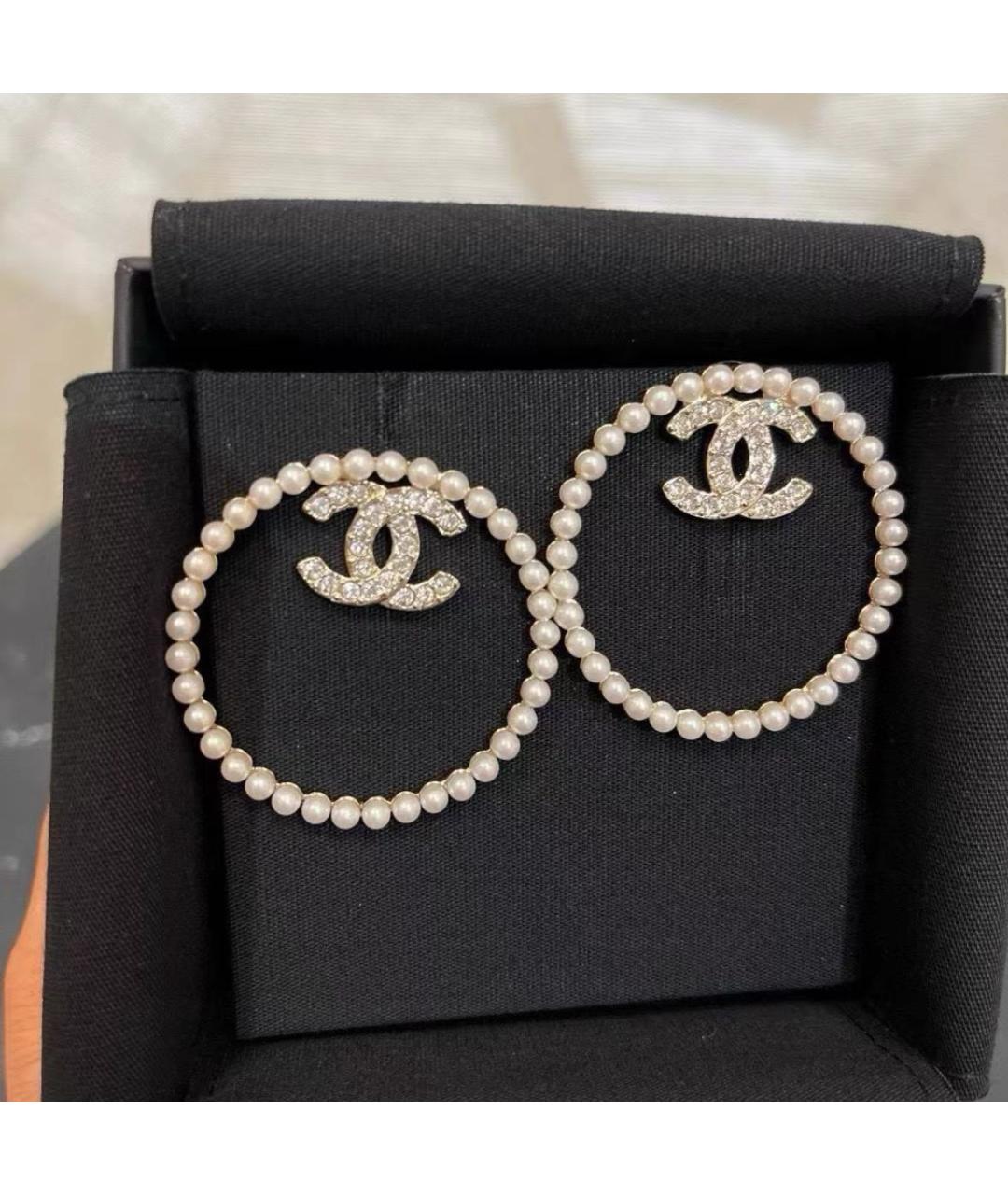 CHANEL Белые серьги, фото 5