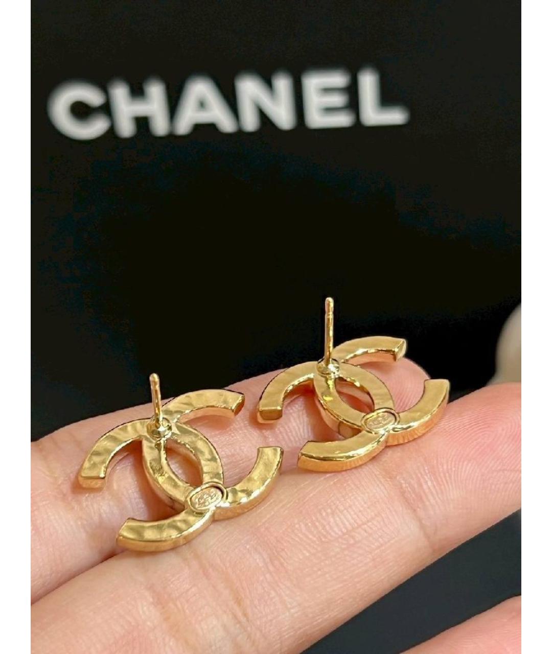 CHANEL Золотые серьги из желтого золота, фото 2