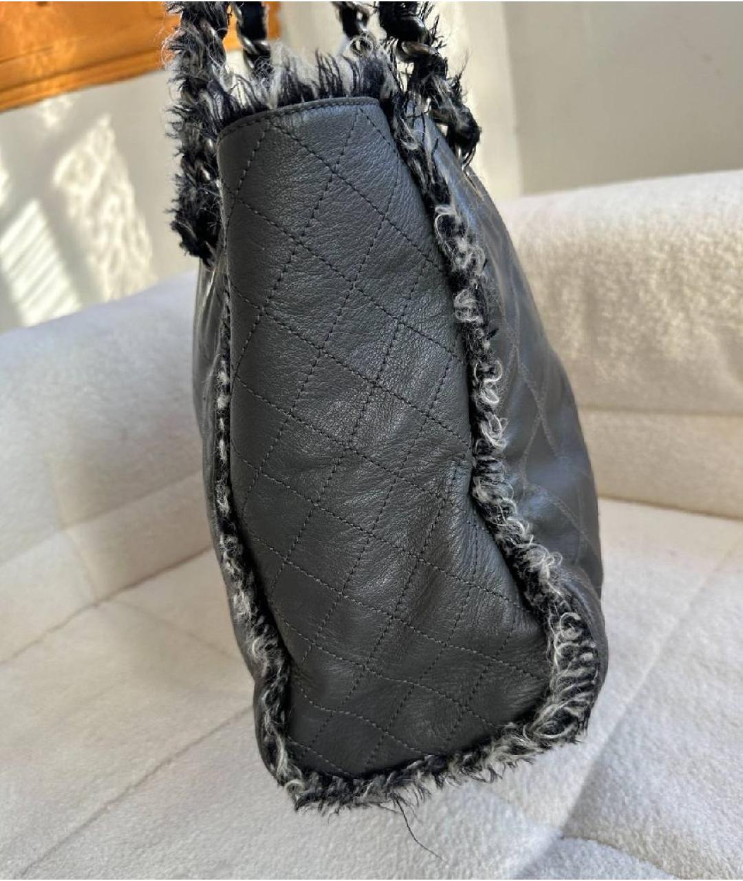 CHANEL Антрацитовая твидовая сумка с короткими ручками, фото 5