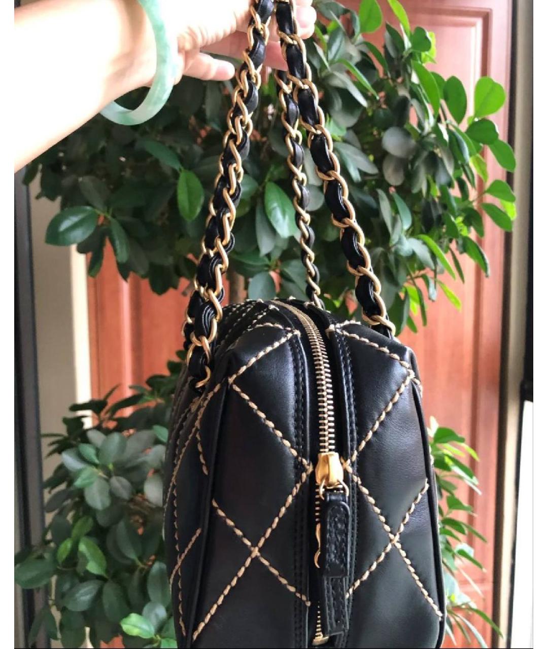 CHANEL Черная кожаная сумка с короткими ручками, фото 7