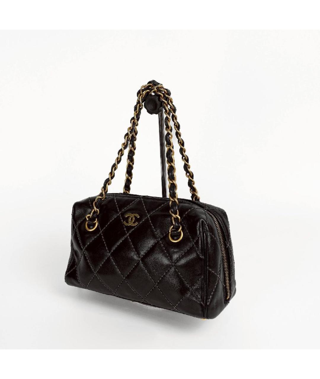 CHANEL Черная кожаная сумка с короткими ручками, фото 4