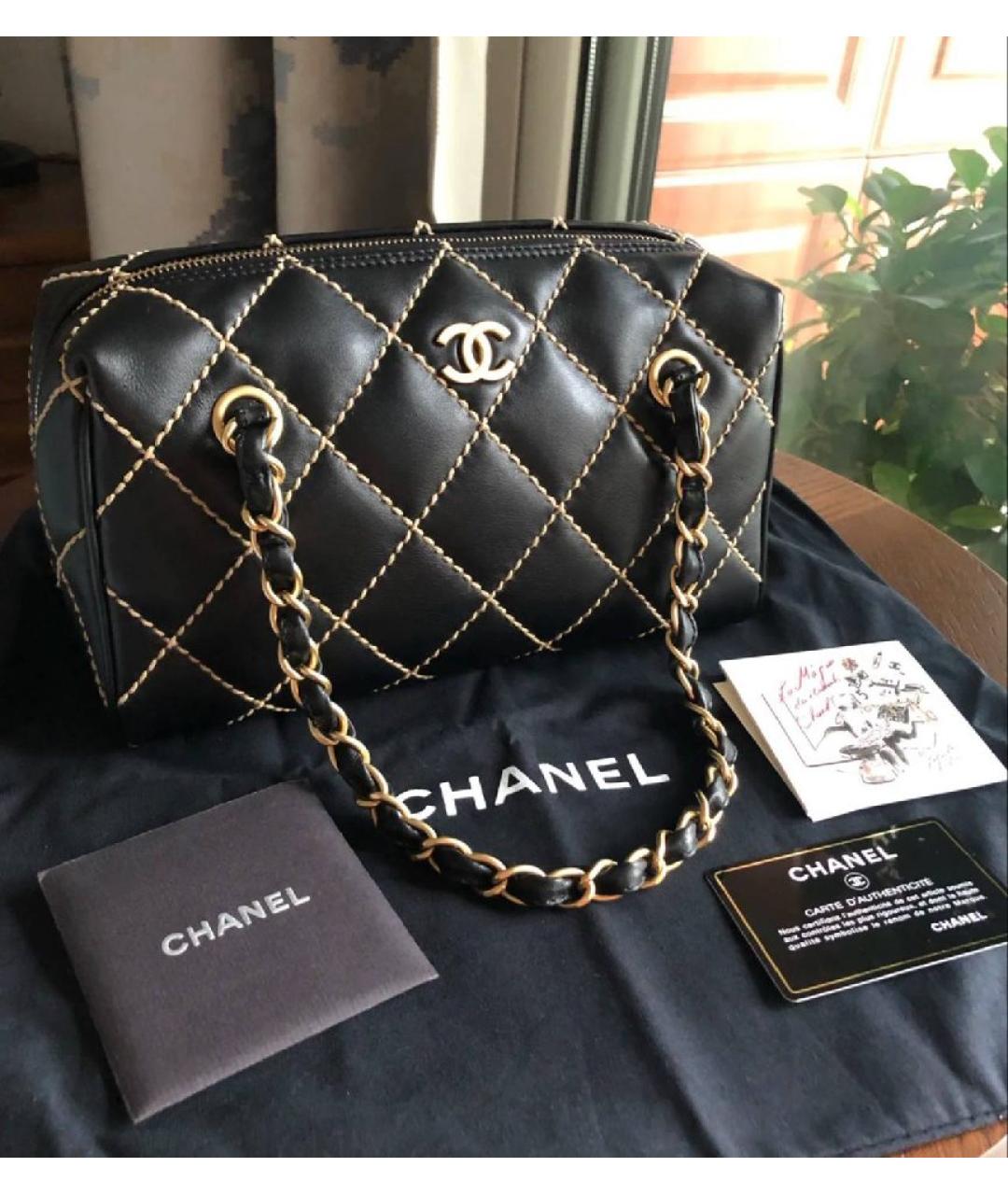 CHANEL Черная кожаная сумка с короткими ручками, фото 5