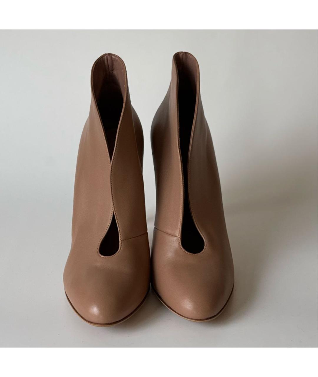 GIANVITO ROSSI Бежевые кожаные ботильоны, фото 2