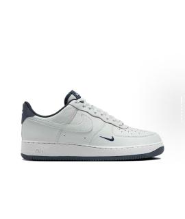 NIKE Низкие кроссовки / кеды