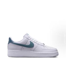 NIKE Низкие кроссовки / кеды
